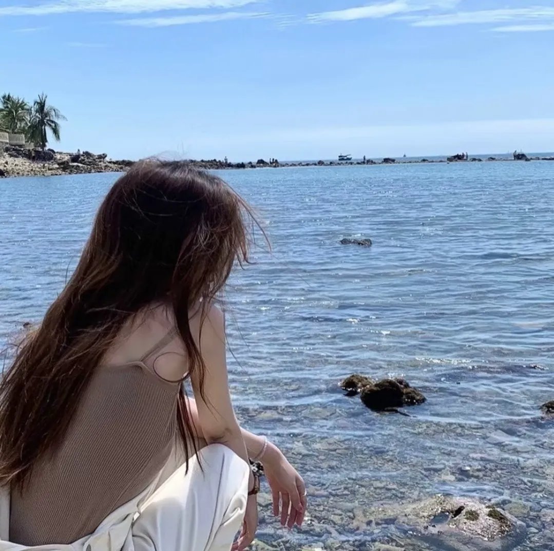 32颗药丸：我姐姐的自杀